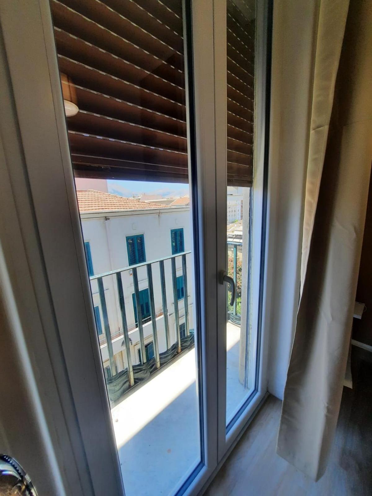 Le Camere Di Via Meccio Palermo Exterior foto