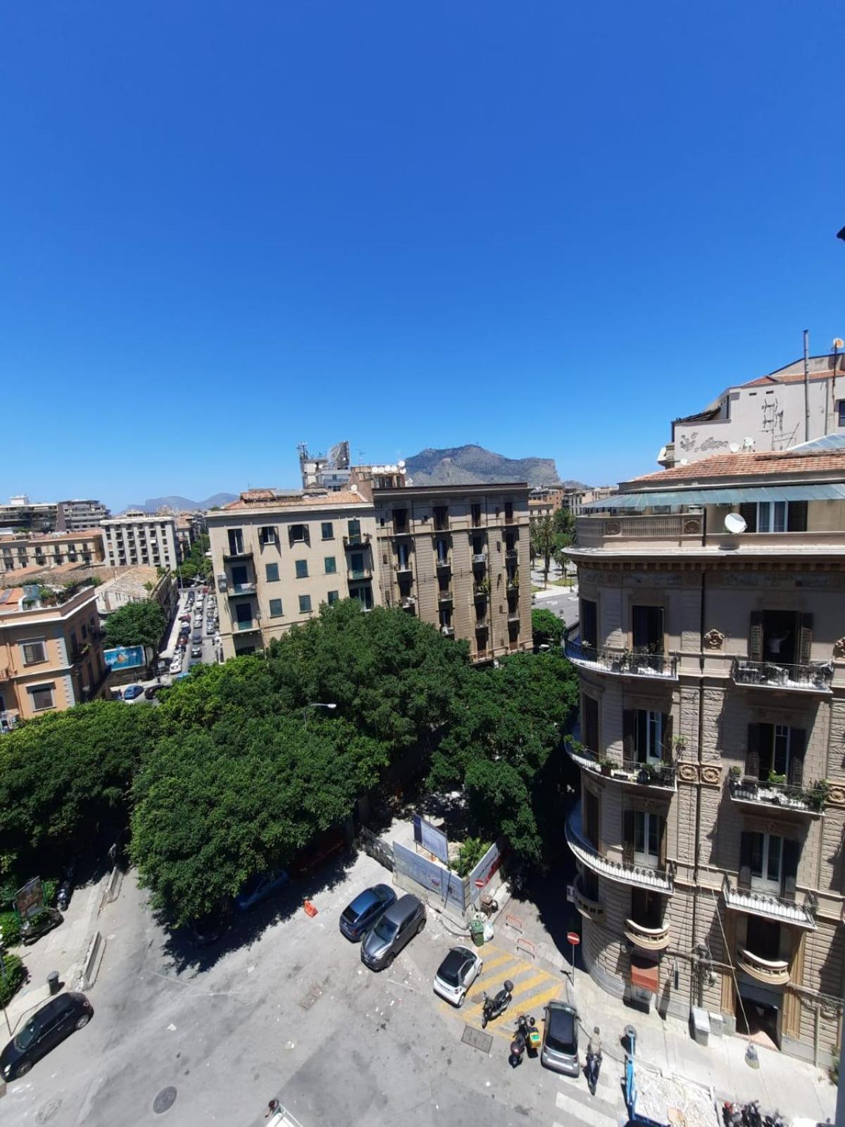 Le Camere Di Via Meccio Palermo Exterior foto